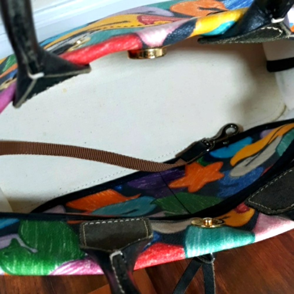 Dooney & Bourke Vintage Wonder Duck Handbag - Picture 6 of 15